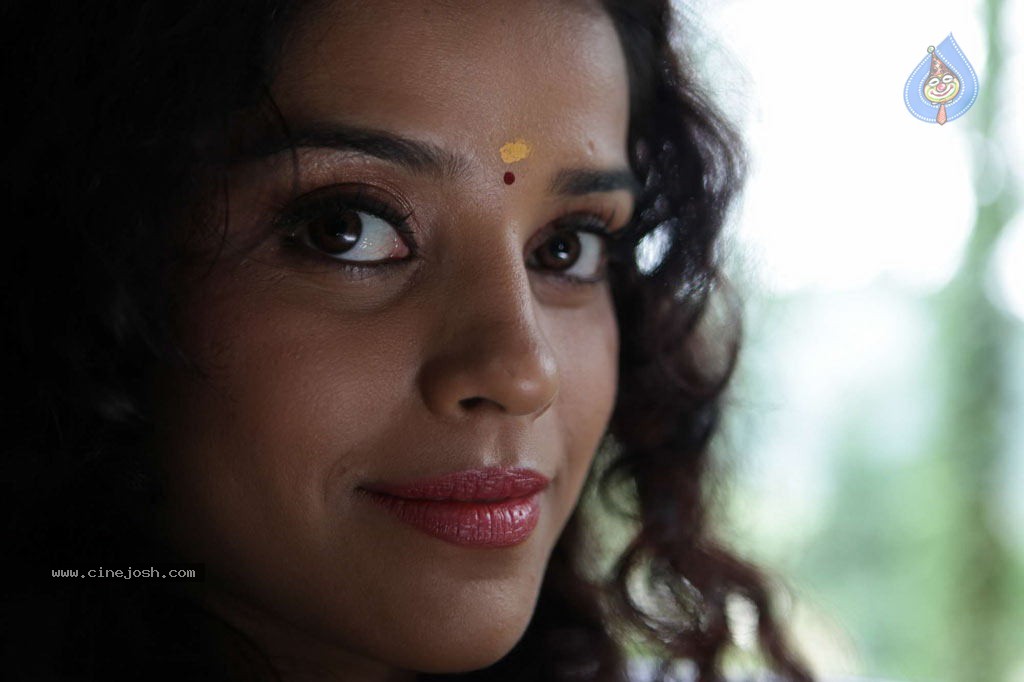 Dalam Movie New Stills - 49 / 55 photos