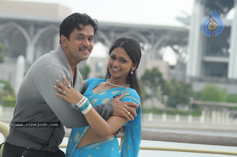 Dalapati Movie Stills - 32 / 122 photos