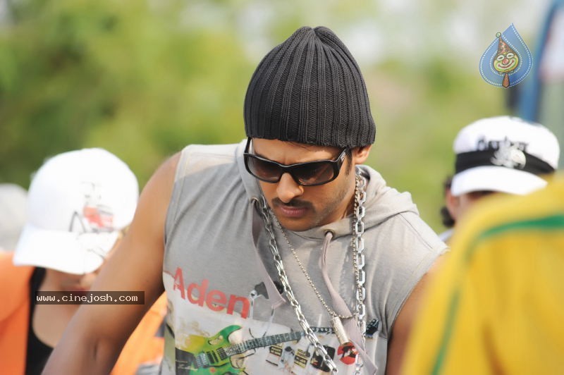 Darling Movie Latest Unseen Gallery - 26 / 28 photos