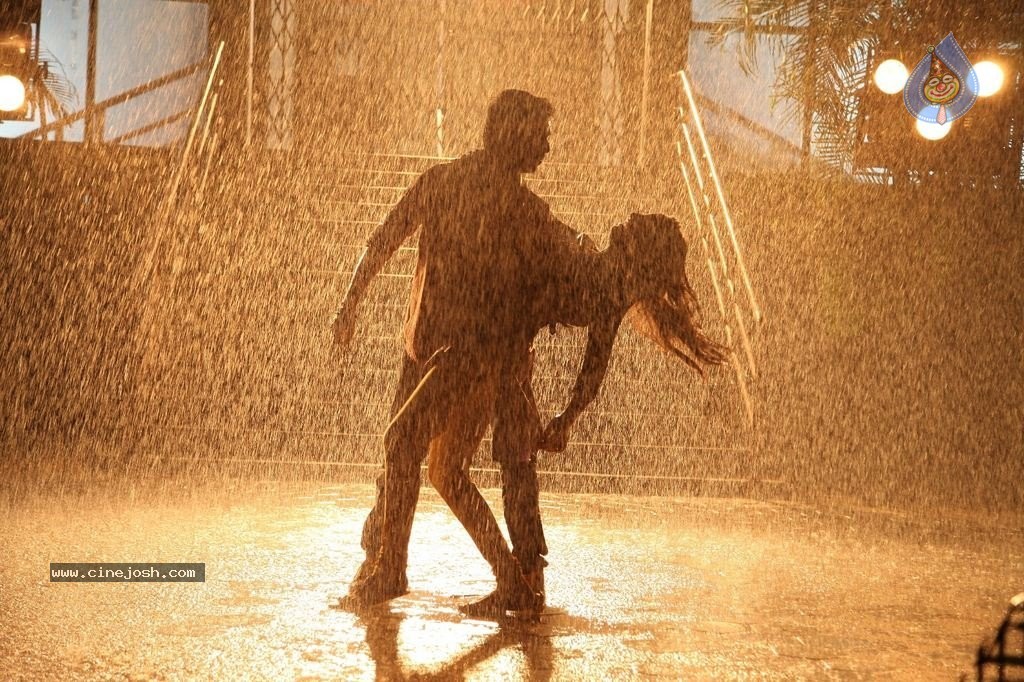 Darling Tamil Movie Stills - 9 / 21 photos