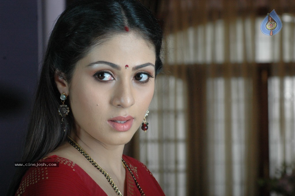 Dasathirigindi Movie Stills - 44 / 56 photos