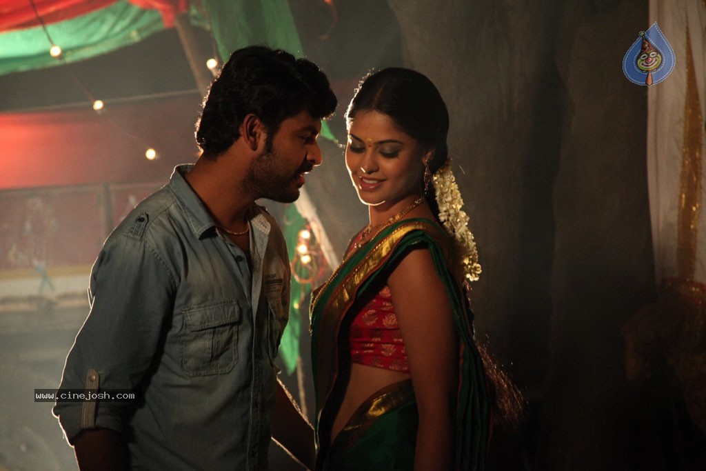 Desingu Raja Tamil Movie Gallery - 34 / 50 photos