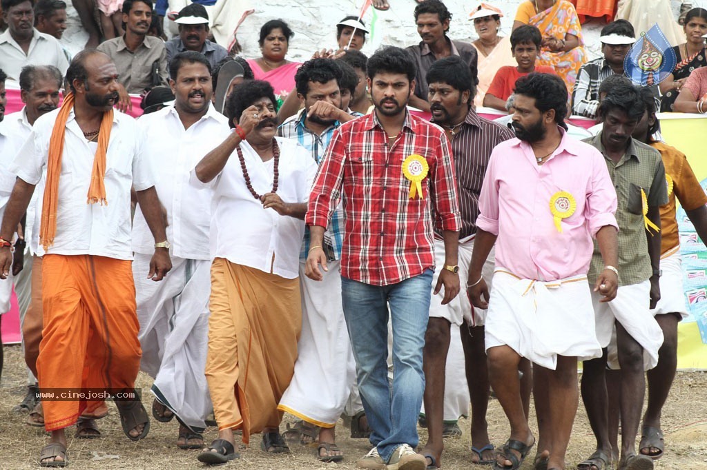 Desingu Raja Tamil Movie New Photos - 6 / 44 photos