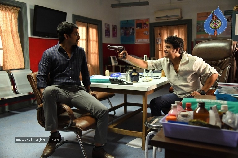 Devadas Movie Nagarjuna and Nani Stills - 6 / 10 photos