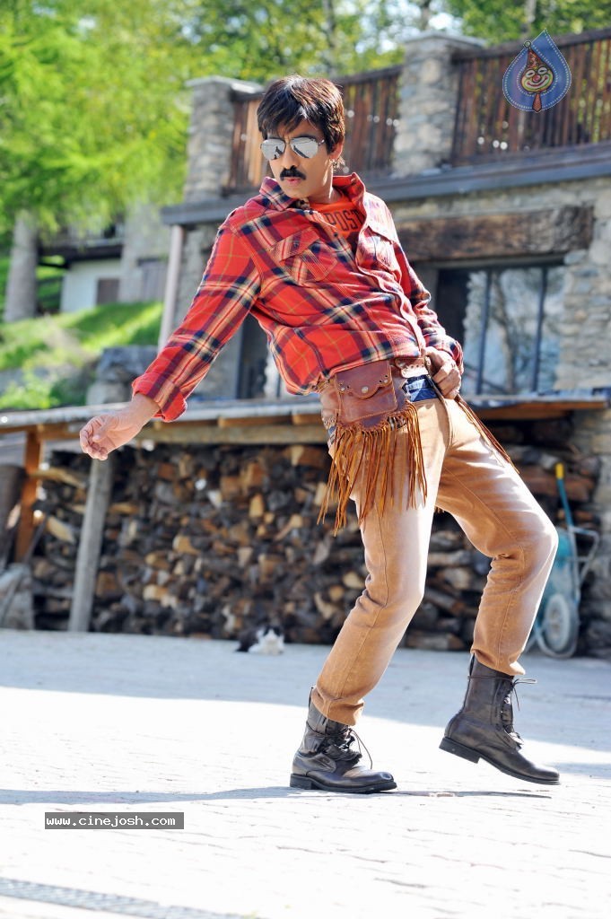 Devudu Chesina Manushulu Movie Photos - 1 / 36 photos