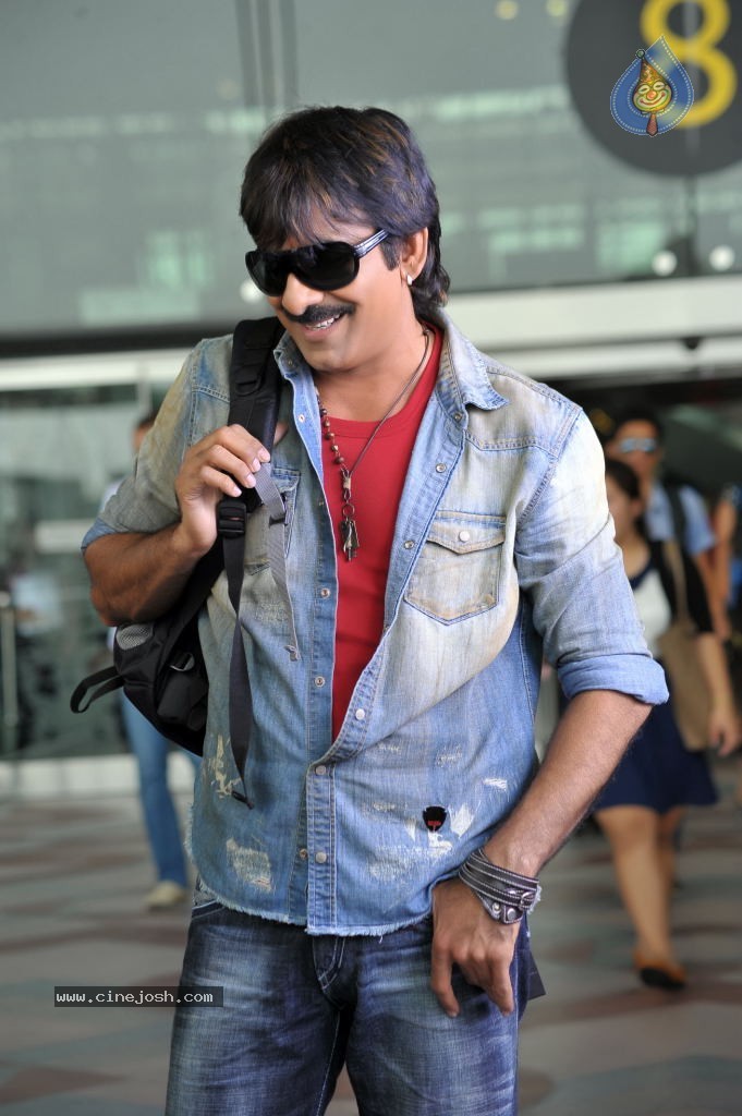 Devudu Chesina Manushulu Movie Stills - 23 / 50 photos