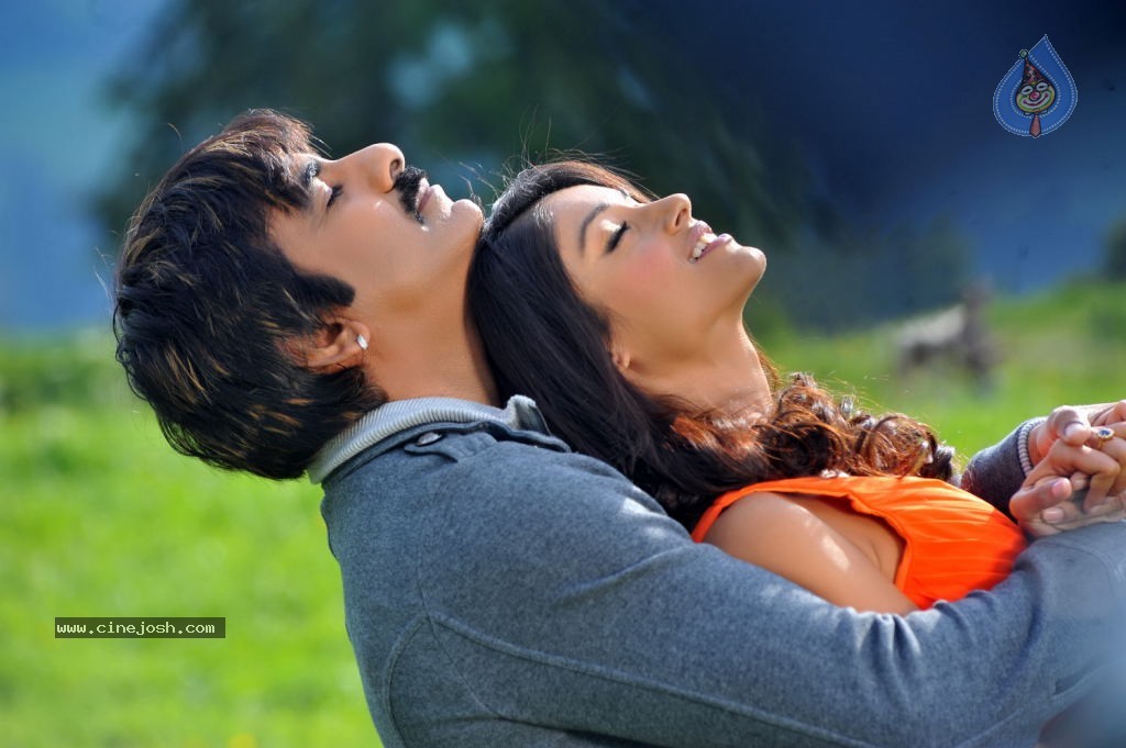 Devudu Chesina Manushulu Movie Stills - 47 / 50 photos