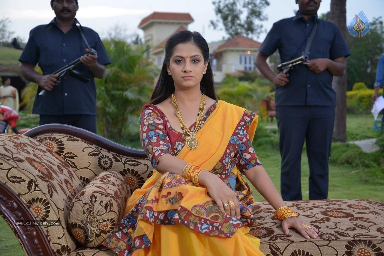 Dhanalakshmi Talupu Tadithey Movie Stills - 3 / 35 photos