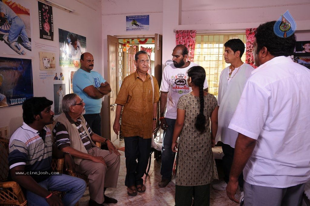 Dhoni Movie Latest Stills - 85 / 86 photos