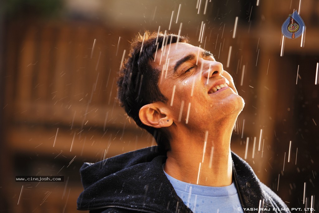 Dhoom 3 Movie Latest Stills - 27 / 28 photos