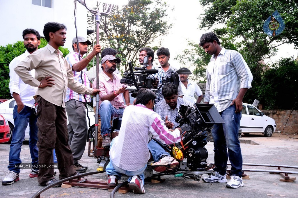 Dil Deewana Movie Stills - 1 / 22 photos