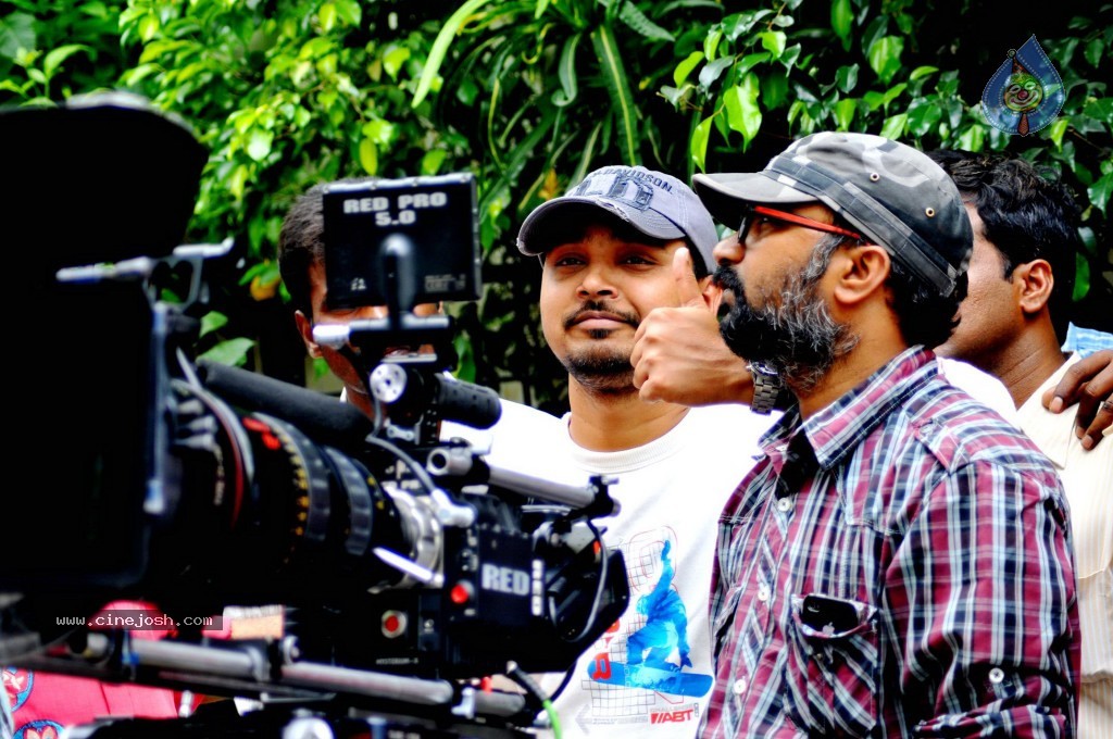 Dil Deewana Movie Stills - 5 / 22 photos