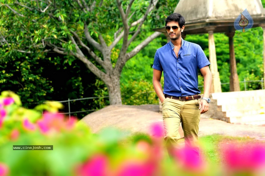 Dil Deewana Movie Stills - 10 / 22 photos