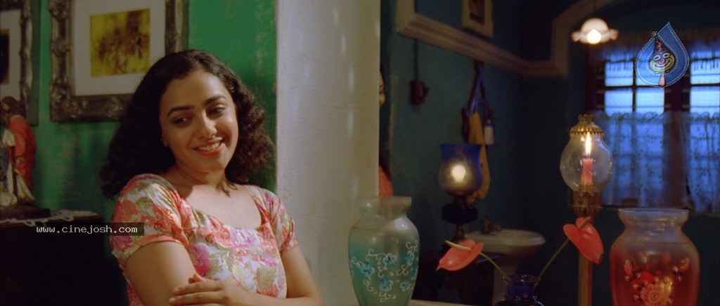 Dil Se Movie Gallery - 16 / 16 photos