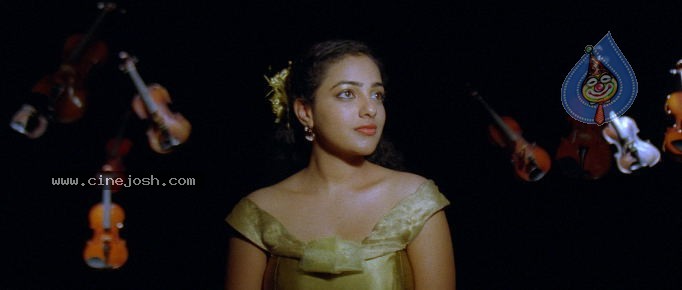 Dil Se Movie Stills  - 11 / 29 photos