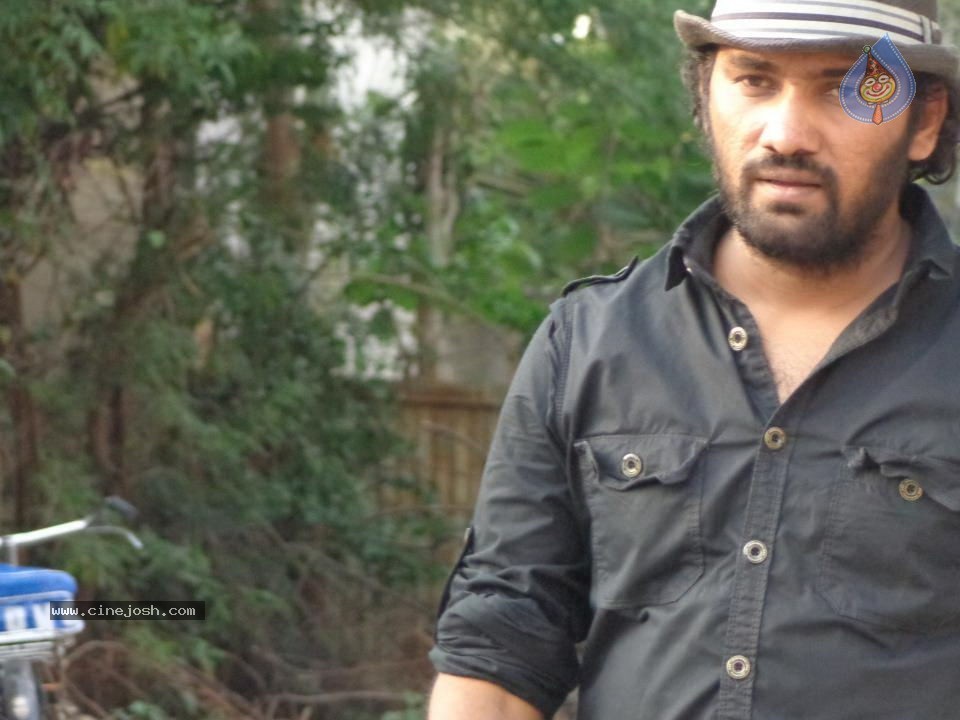 Director Movie New Stills - 33 / 63 photos