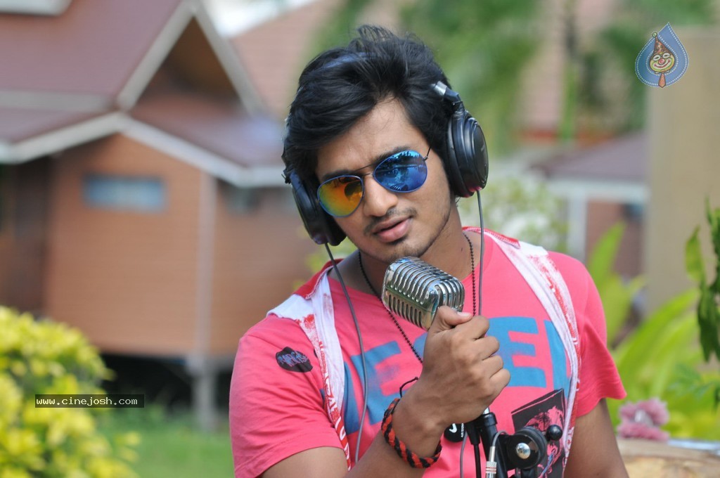 Disco Movie New Stills - 10 / 96 photos