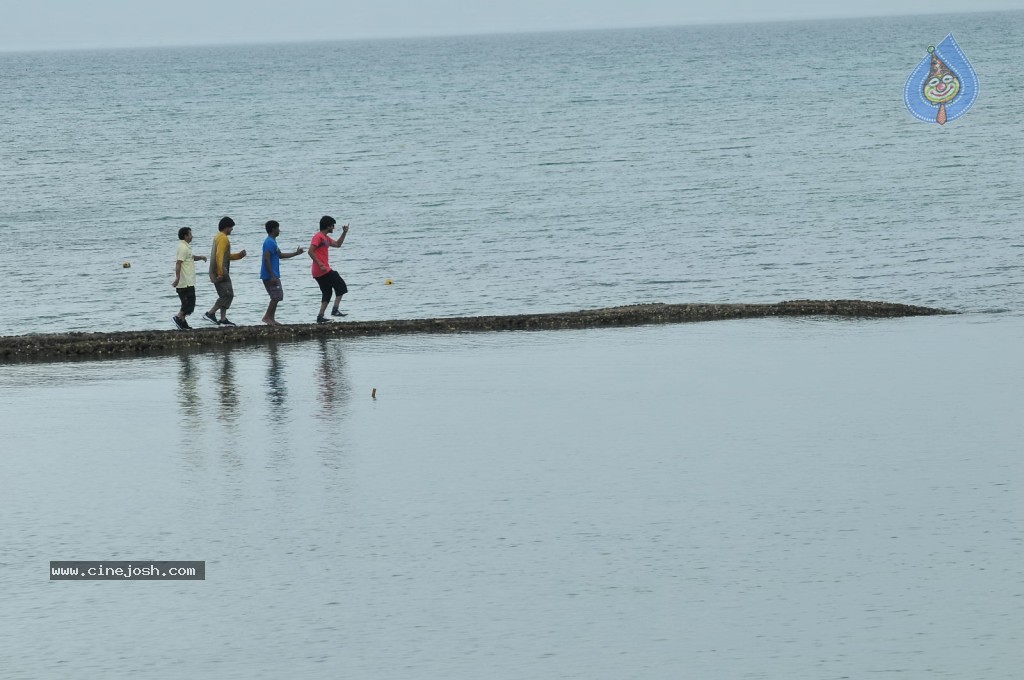 Disco Movie New Stills - 56 / 96 photos