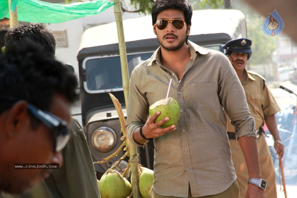 DK Bose New Pics - 3 / 10 photos