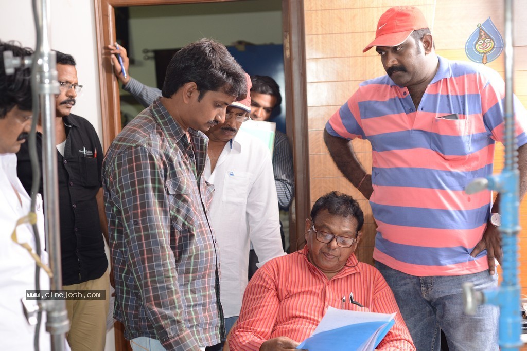 Dollar Ki Maro Vaipu Movie New Stills - 28 / 84 photos