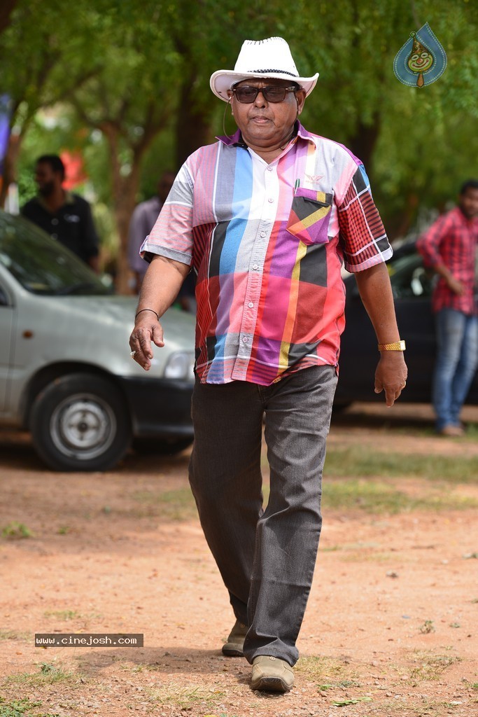 Dollar Ki Maro Vaipu Movie New Stills - 45 / 84 photos