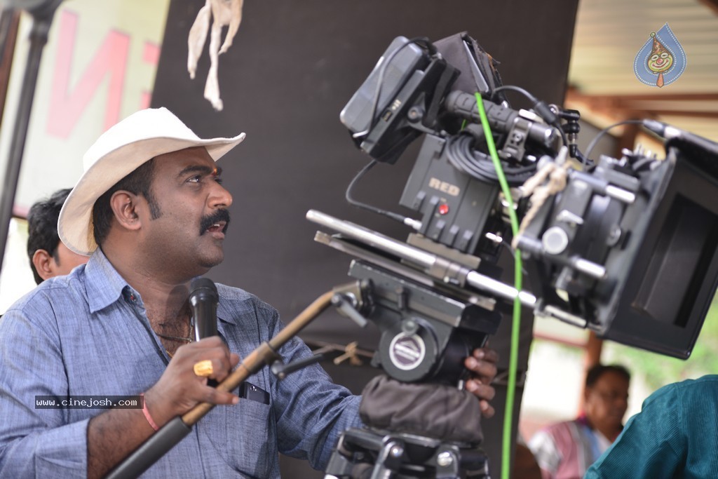 Dollar Ki Maro Vaipu Movie New Stills - 68 / 84 photos