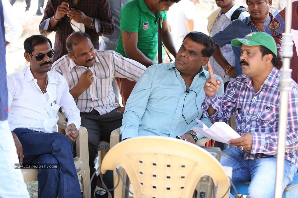 Dollars Colony Movie Hot Stills - 6 / 51 photos