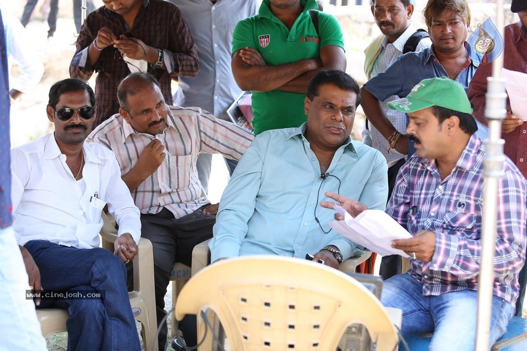 Dollars Colony Movie Hot Stills - 7 / 51 photos