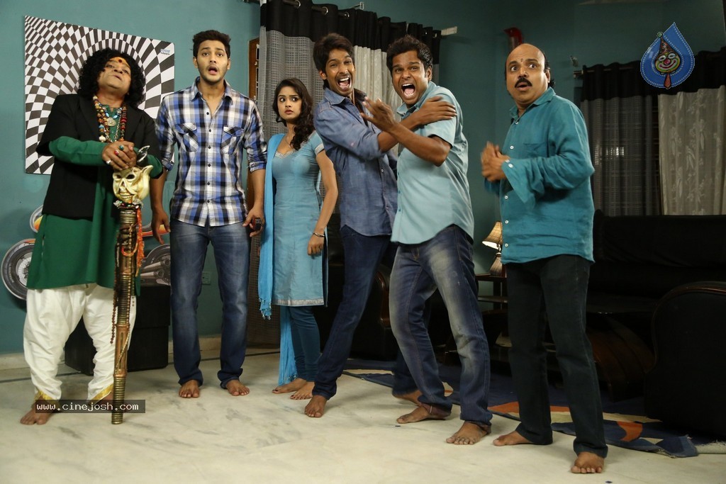 Dollars Colony Movie Hot Stills - 20 / 51 photos