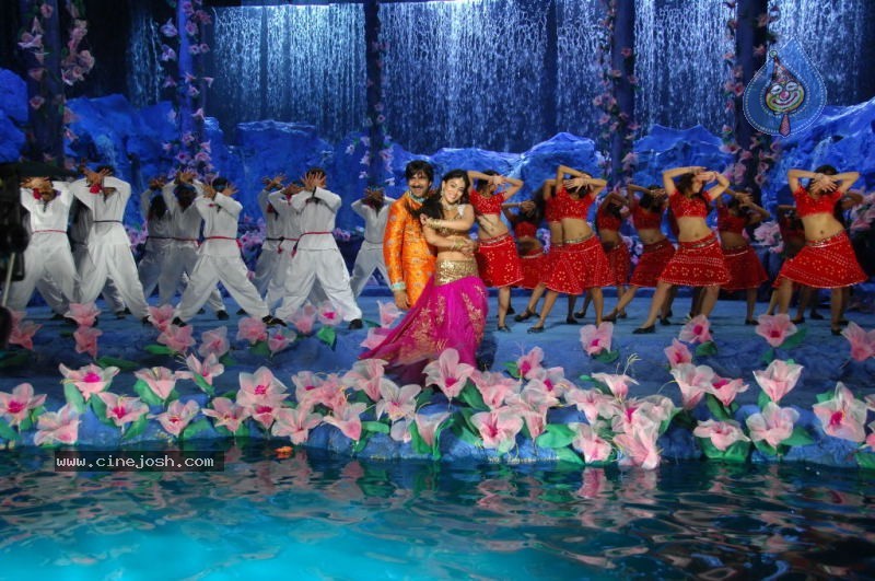 Don Seenu Movie New Stills - 28 / 42 photos