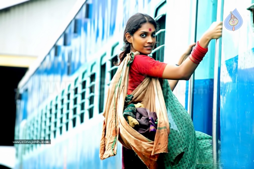 Dora Vaari Sathram Movie Stills - 23 / 31 photos