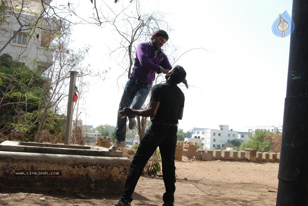 Double Trouble Movie Stills and Walls - 38 / 148 photos