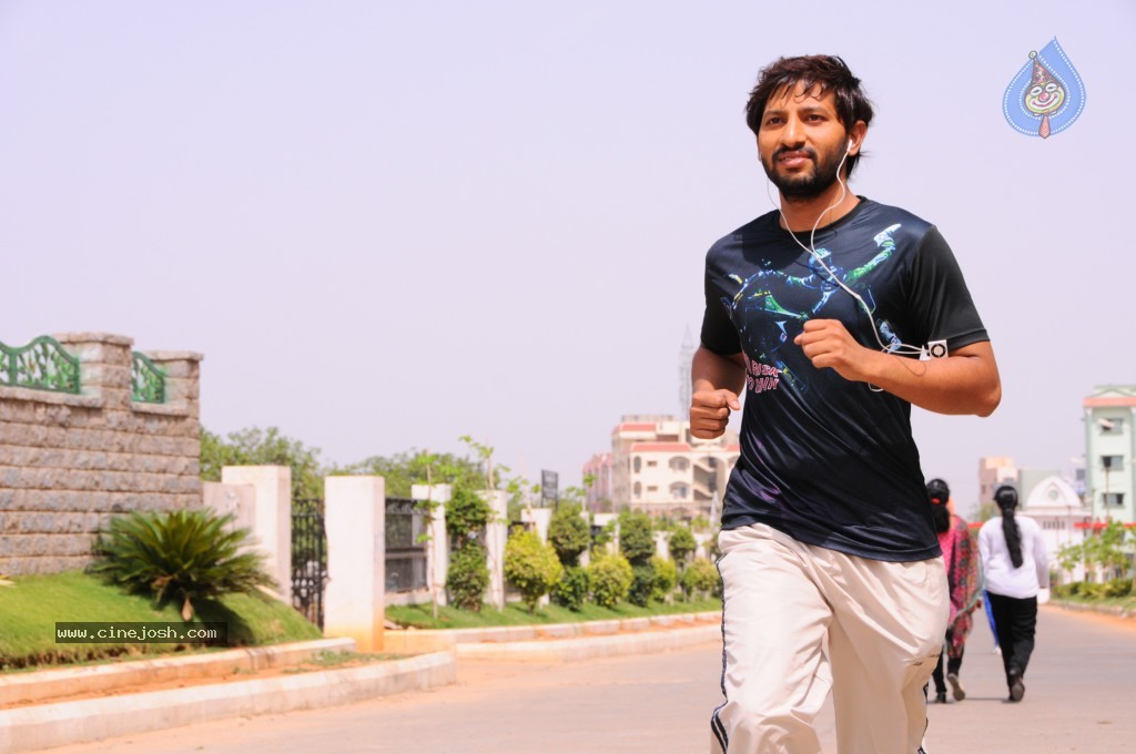 Double Trouble Movie Stills and Walls - 74 / 148 photos