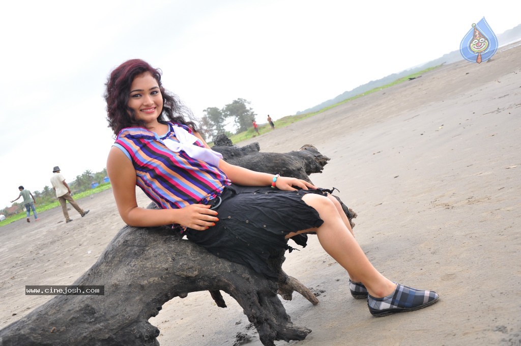 Double Trouble Movie Stills and Walls - 93 / 148 photos