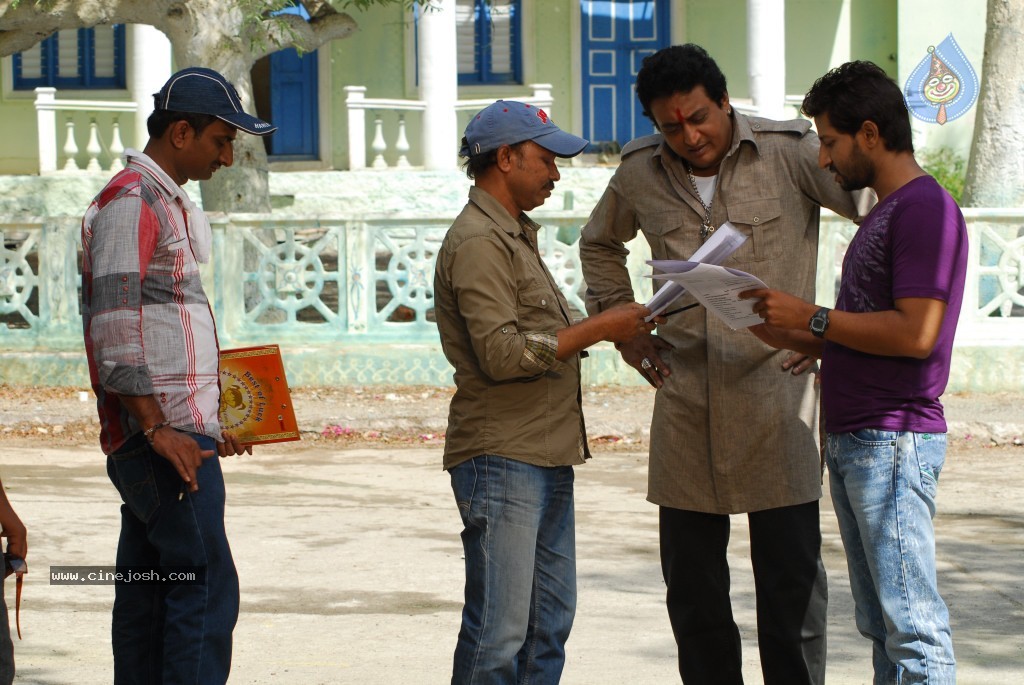 Double Trouble Movie Stills and Walls - 94 / 148 photos