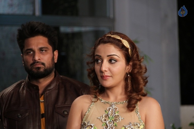 Dr Chakravarty Movie Stills and Posters - 16 / 28 photos