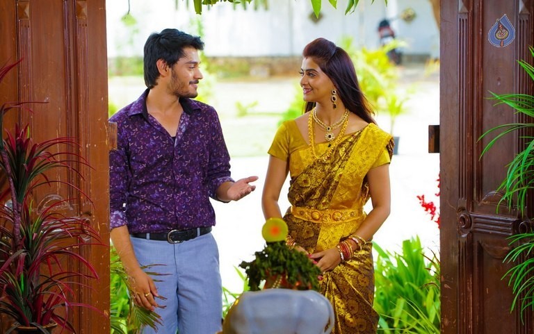 Drishya Kavyam Movie Photos - 57 / 104 photos