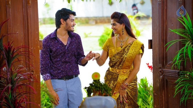 Drishya Kavyam Movie Photos - 92 / 104 photos