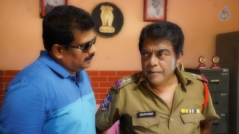 Drishya Kavyam Movie Photos - 101 / 104 photos