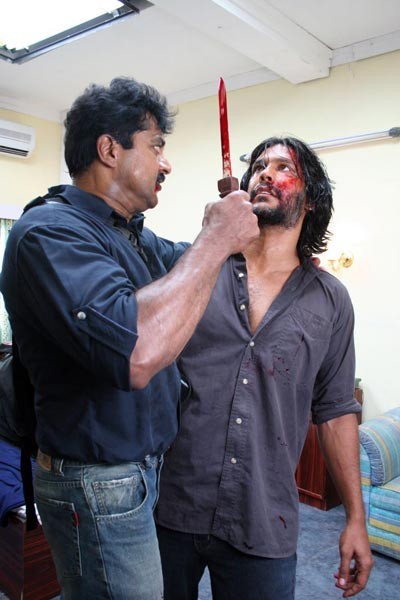 Drohi Movie Stills - Jyothika  - 18 / 81 photos