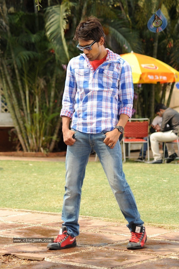 Ee Varsham Sakshiga New Stills n Posters - 142 / 152 photos