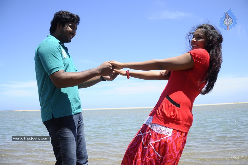 Eera Veyyil Tamil Movie Stills - 21 / 31 photos