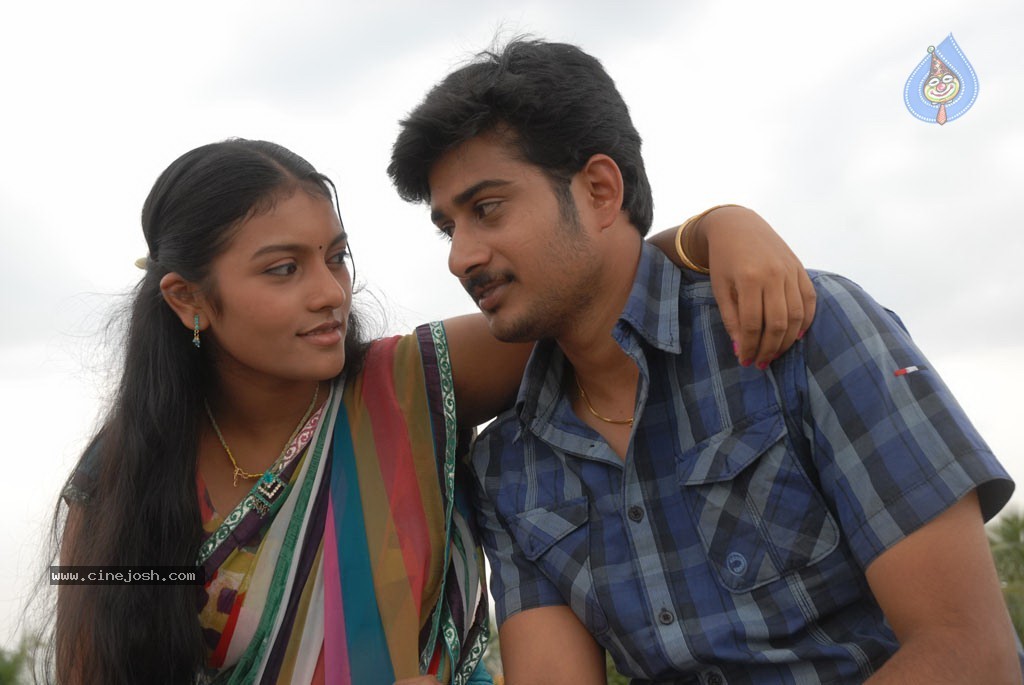 En Kadhal Pudhithu Tamil Movie Stills - 36 / 47 photos