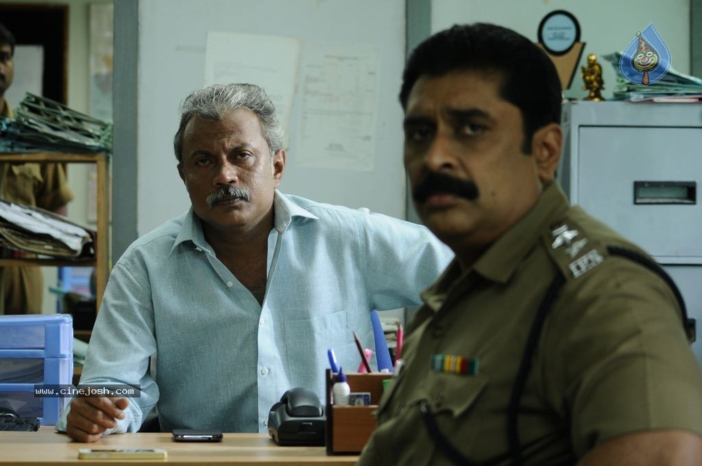 Enakkul Oruvan Tamil Movie Stills - 14 / 30 photos