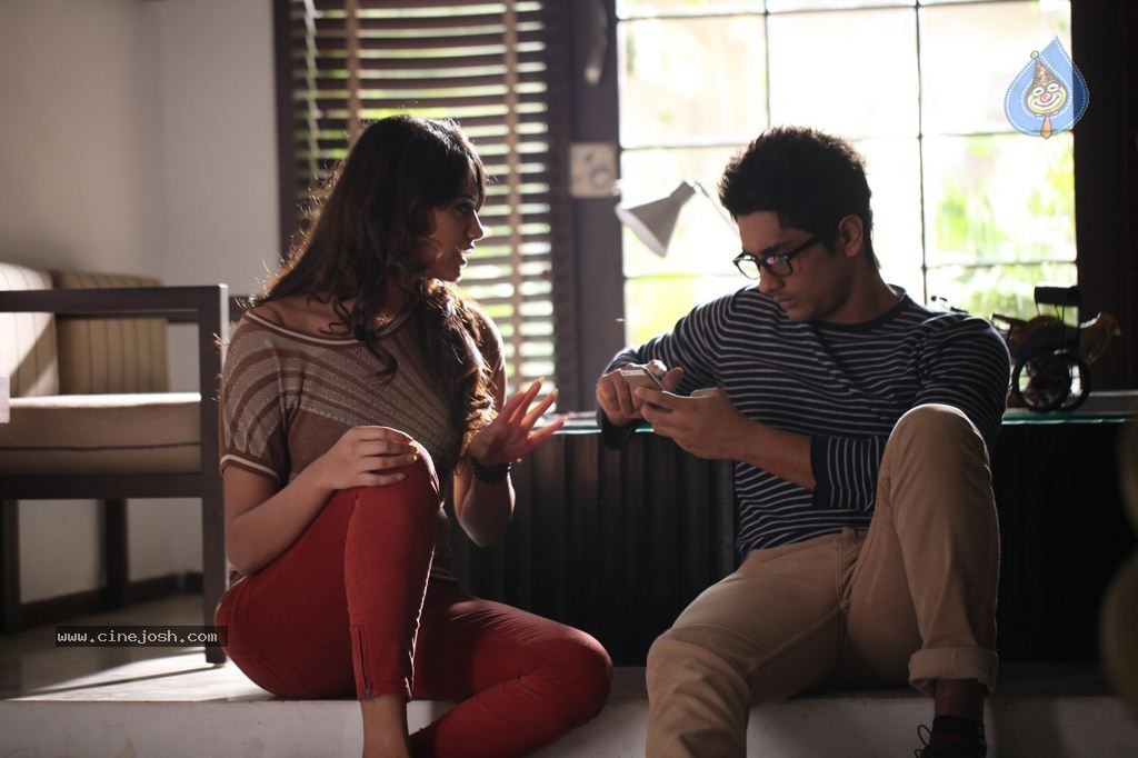 Enakkul Oruvan Tamil Movie Stills - 23 / 30 photos