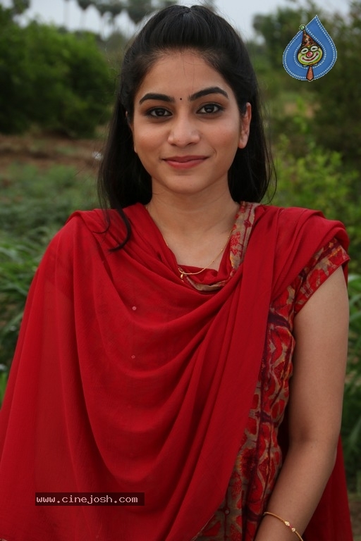 Endhuko Emo Movie Stills - 7 / 15 photos