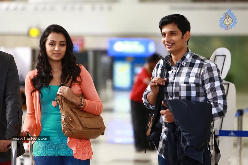 Endrendrum Punnagai Tamil Movie Stills - 20 / 31 photos