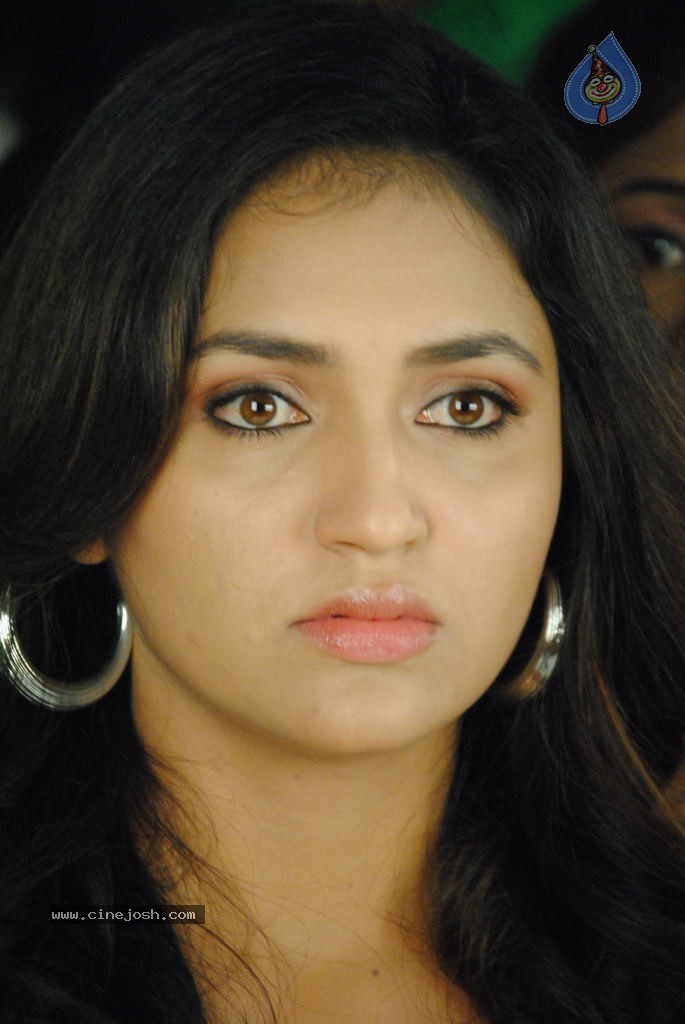 Enduko Nachchav Movie New Stills - 13 / 150 photos