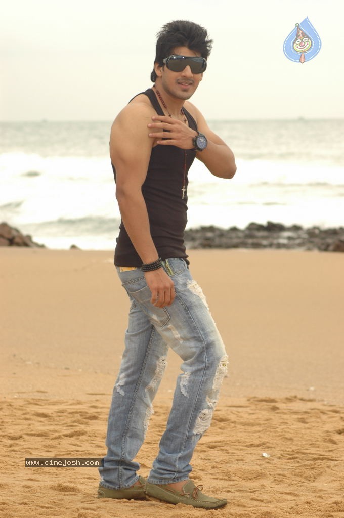 Enduko Nachchav Movie New Stills - 18 / 150 photos