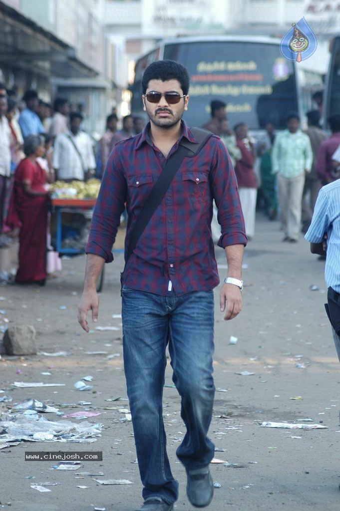 Engeyum Eppothum Movie Stills - 44 / 57 photos